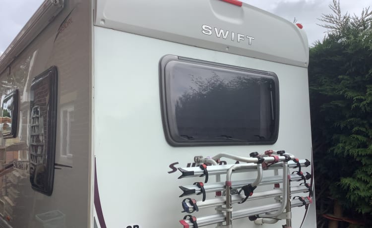 4 persoons Swift camper 2007