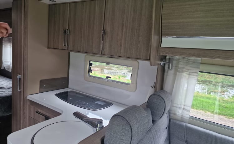 Travelmaster – Luxe 3p camper uit 2021