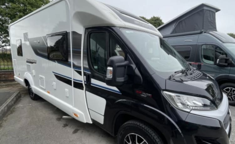 Sage – Modern Swift 4 berth motorhome