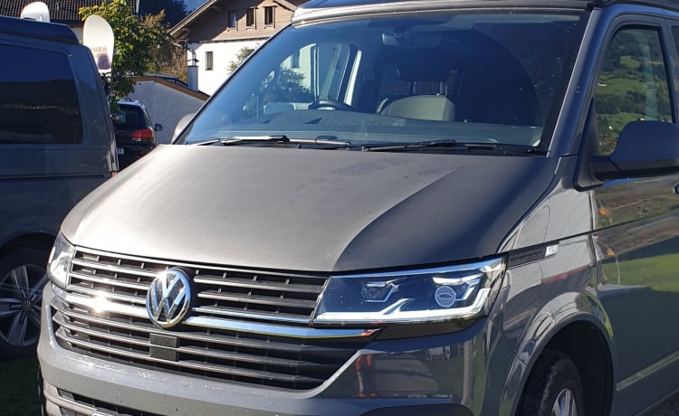 George – VW T6.1 - 2021 luxury conversion