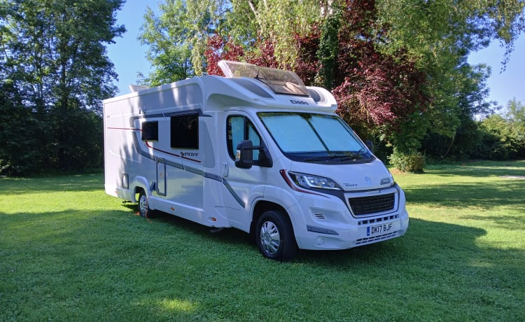 4 berth Peugeot semi-integrated from 2017