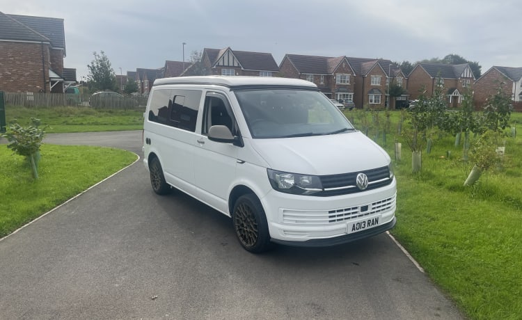 4 berth Volkswagen campervan from 2018