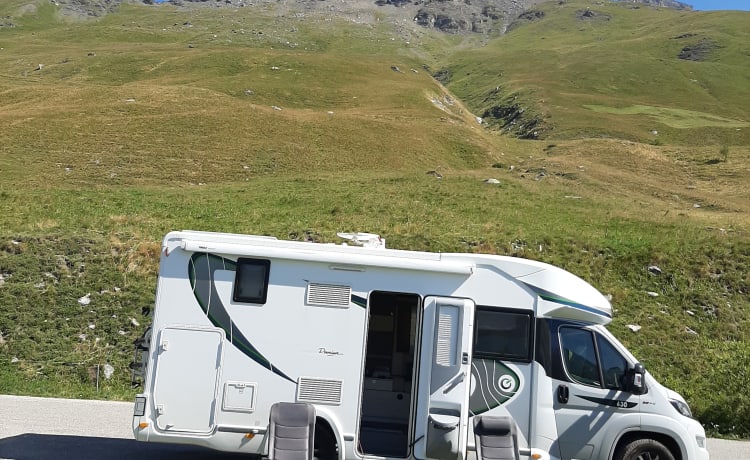 Te huur camperplaats Chausson