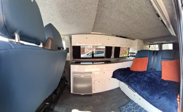 Guida "The Falcon" - Il nostro camper VW T6.1 a 4 posti letto