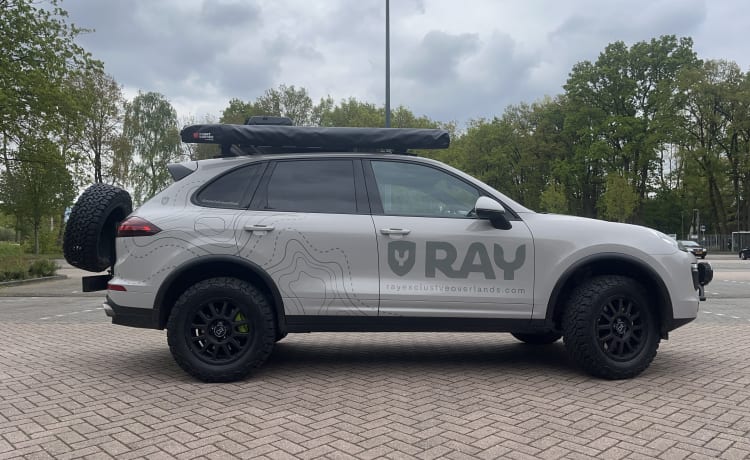 RAY001 – Porsche Cayenne Overland