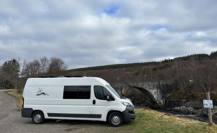 Sparrow_The_Van – Peugeot-Wohnmobil mit 3 Schlafplätzen, Baujahr 2015