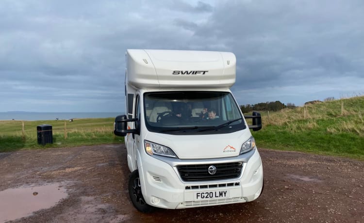 6 berth Fiat alcove from 2020