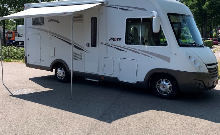 generous family integrated motorhome