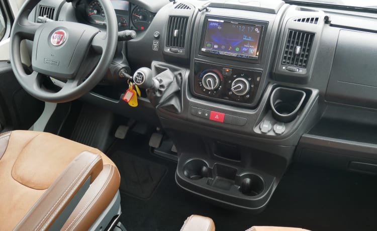 4p Fiat semi-integrated from 2017