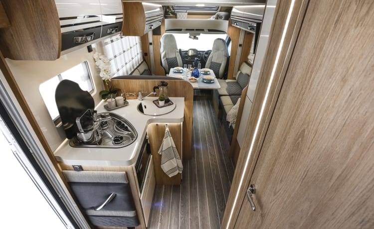 Dexter – Luxe 4-6 Berth Roller Team Auto-Roller 707 Handmatig - Volledig verzekerd