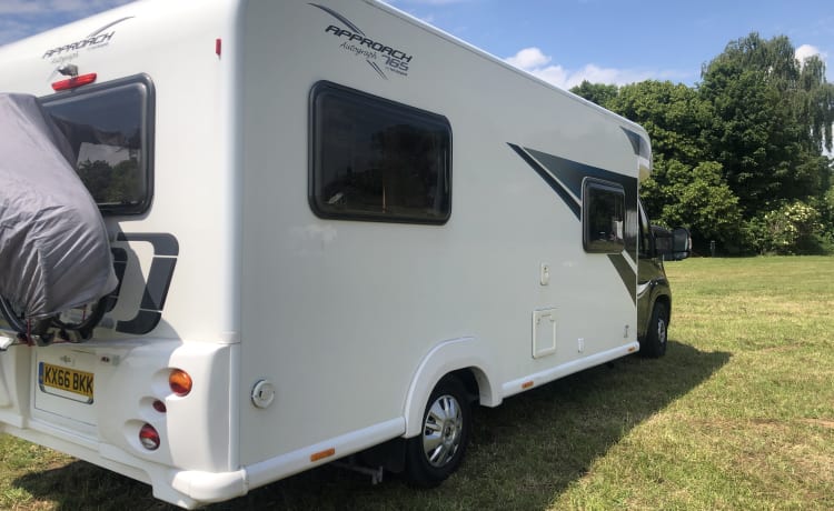 6 berth Bailey semi-integrated from 2016