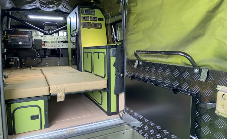 Wolf Defender camper – Land Rover Avonturier