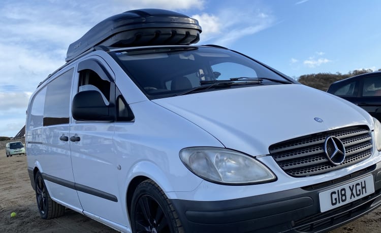 Danny de Vito – Mercedes Vito Wohnmobil mit 2 Schlafplätzen