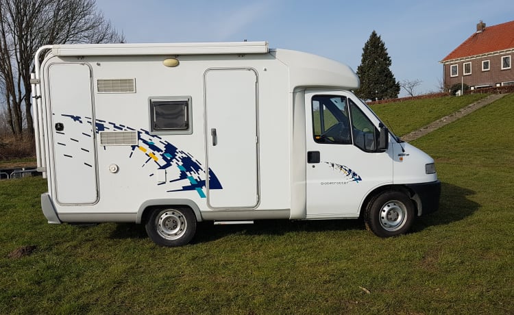 2 persoons Dethleffs compact camper