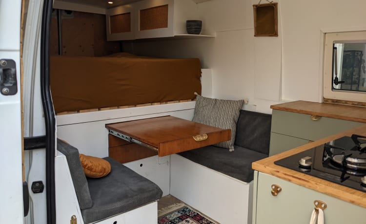 Mooie zelfbouw camper 