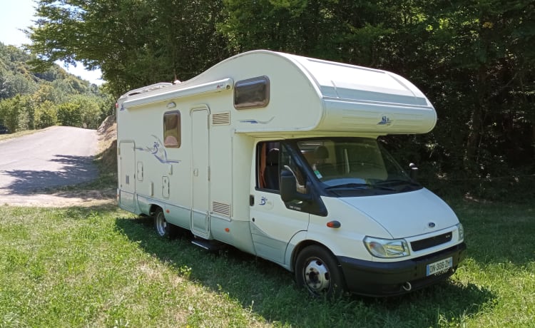 sebastial – Camper 6 plaatsen 6 bedden