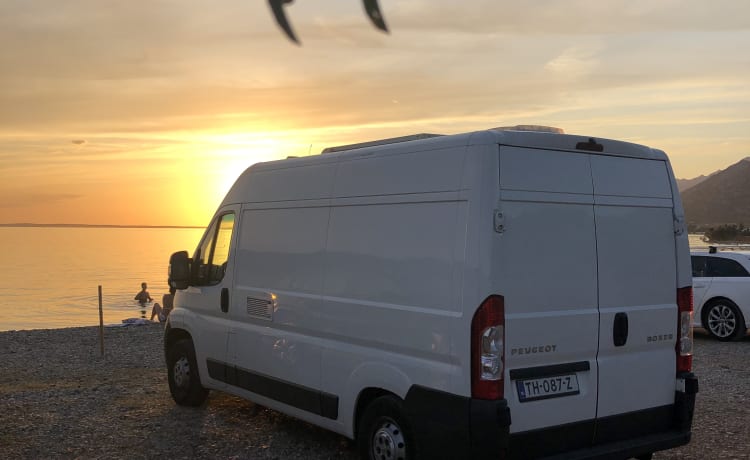 Vannis  – Camper compatto ma spazioso