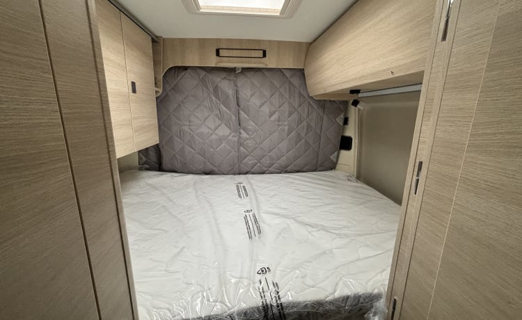 V55 – Motorhome Rapido V55 panel van