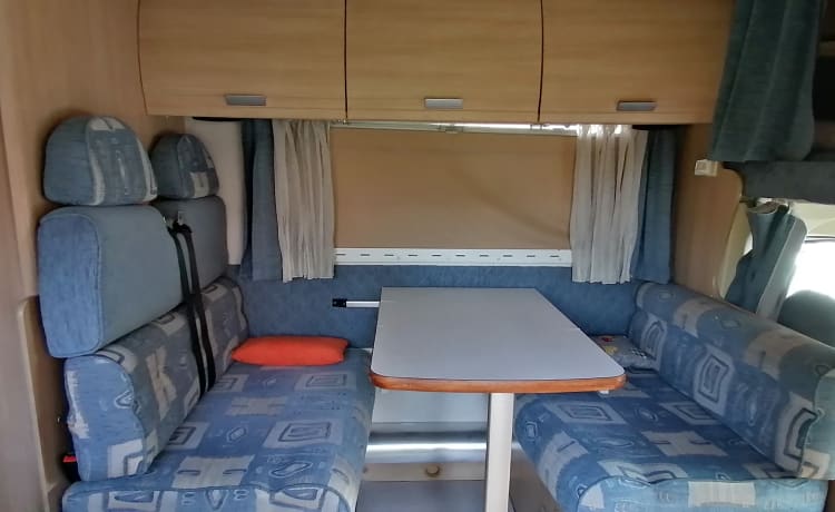 Capitano – The Captain's camper is already ready to leave.