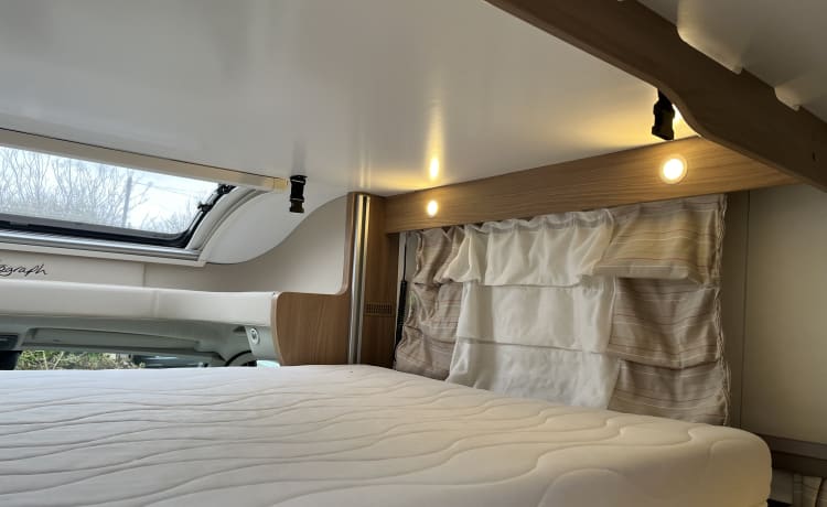 6 BERTH luxury, with all the extras.