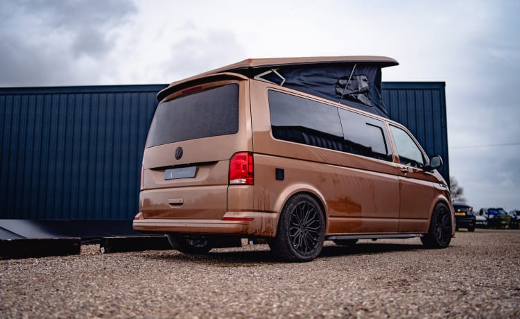 Bronze VW – 4 berth Volkswagen campervan from 2023