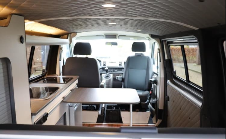 Volkswagen T5, NIEUWE INBOUW-AUTOMAAT-150PK-