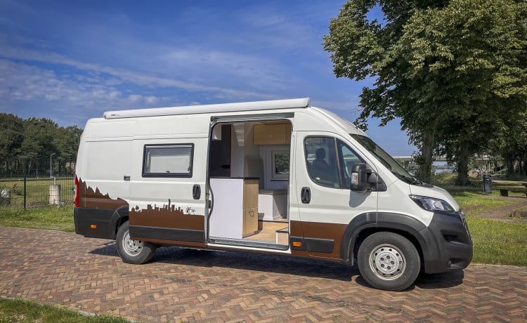 Gerrit – 2er Peugeot Bus von 2019