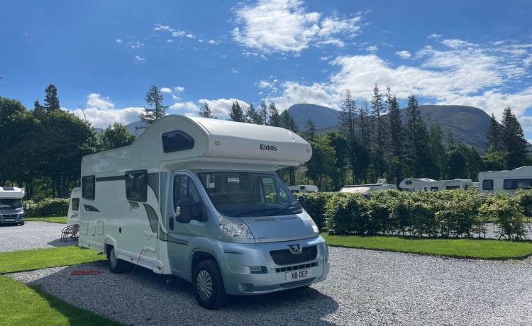 Andante – 6 berth Peugeot Elddis Signature 180