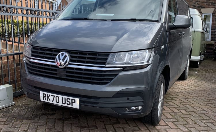 Grayson – Mr Grey Luxus Umbau VW T6 2021