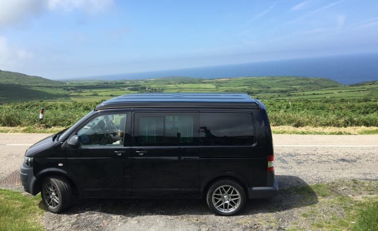 Monty – "Monty" Super Cool, Puissant, Cruisy, VW T5 Camper