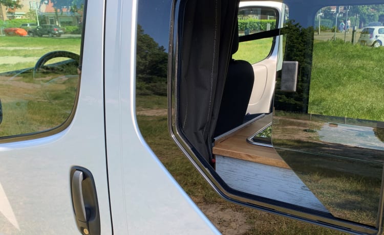 KIWI  7 – Opel Vivaro (ECO) bus camper . completely self-sufficient