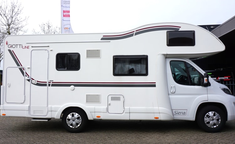 7-person family camper