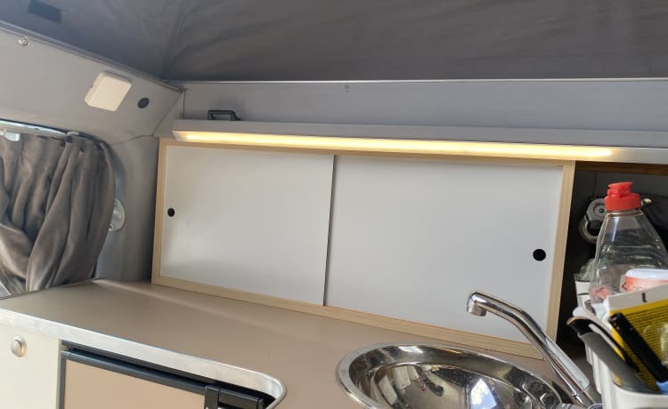 Camping van Hors réseau et compact