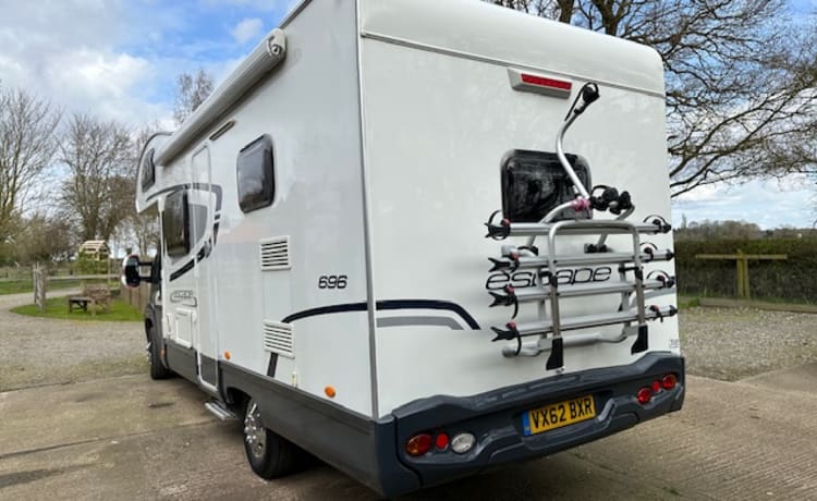 6 berth Swift Escape 696