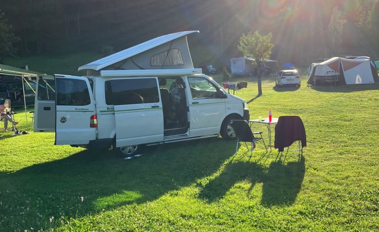 Achterhoeker 1 – Volkswagen Bus Camper - Bronckhorst Campers