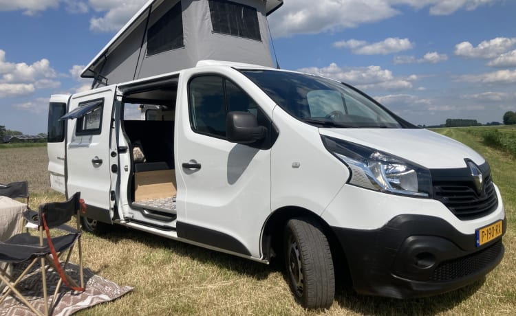 Super camping-car pour partir à l'aventure