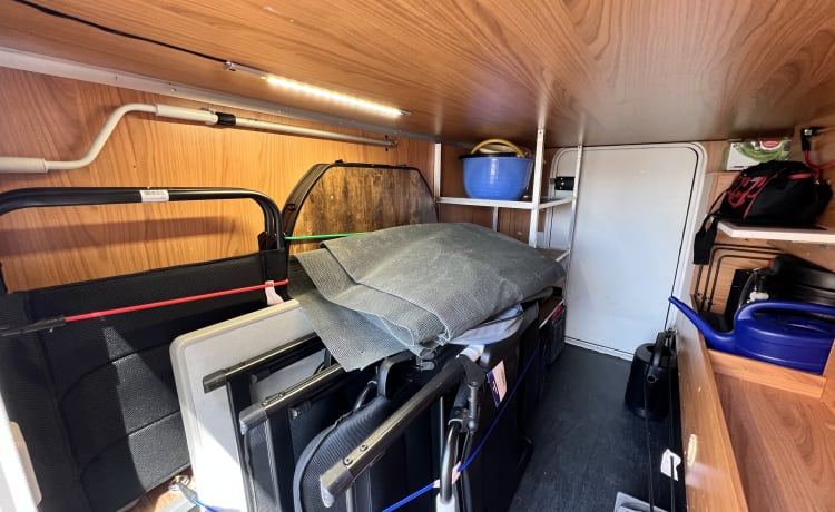 Geräumiger Luxus-Camper 5p | 170 PS |Querbett & Hubbett |komplettes Inventar