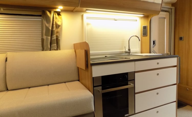 Zippy – our stunning 2 berth Bailey Autograph 2017