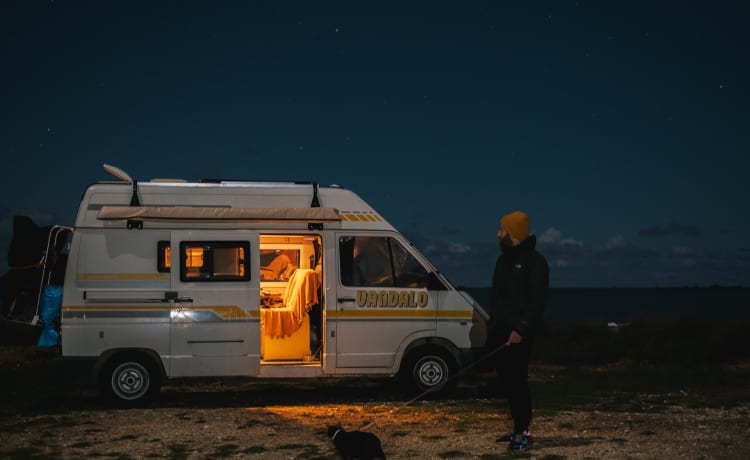 PrendoeParto – As small as a van as efficient as a camper!