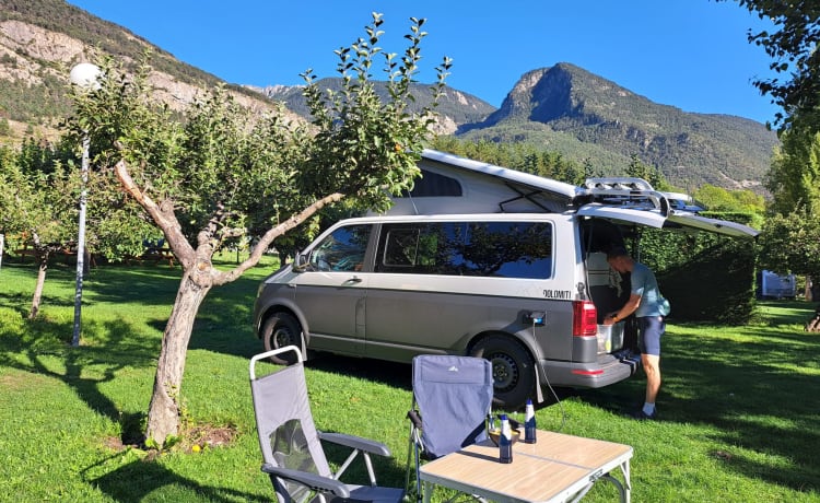 Dolomiti – 4er Volkswagen Bus aus dem Jahr 2017