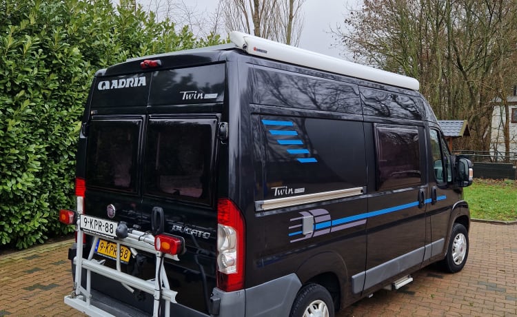 OFF-GRID – Camping-car de bus très agréable et entièrement équipé!