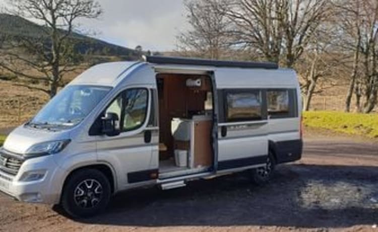 La camionnette idéale et entièrement assurée pour une aventure de conduite parfaite au Royaume-Uni.