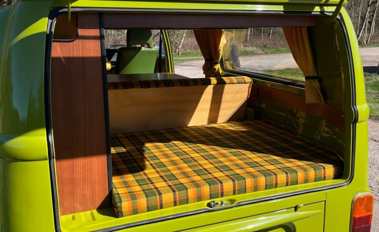 De Groene – Volkswagen T2 uit 1977, perfecte conditie