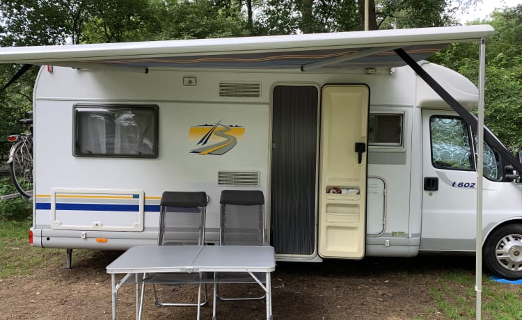 Camper Odie – Wohnmobil Odie - Bürstner T602