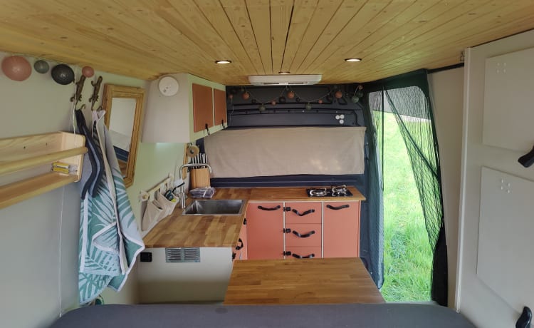 Wester – "OFF GRID" self-build bus camper 164 HP | 2 person | winter sports!!