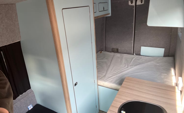 mercy – Nuova costruzione 2 posti letto Mercedes Benz Campervan 3 posti con cintura