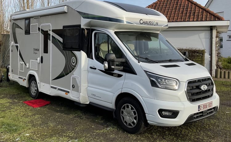 4p Chausson semi-integrated uit 2021