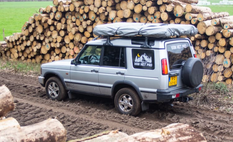 ARVID – Avontuur & vrijheid met een Land Rover met daktent!