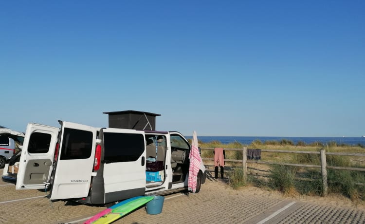 Selbstgebauter Surfvan