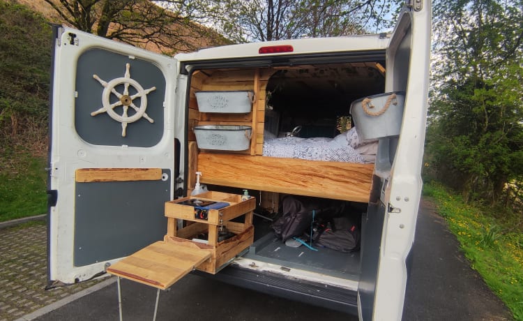 Bernice – Rugged Rustic Camper